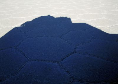 Ombre Salar de Uyuni - Circuit combiné Pérou Bolivie logistique experte Terres Péruviennes