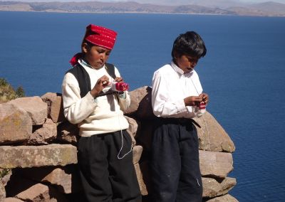 Île Taquile - Enfants - Lac Titicaca patrimoine culturel vivant