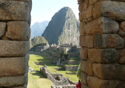 Fenêtre sur Huaynapicchu - Machu Picchu merveille monde